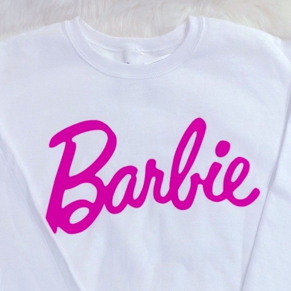 Barbie White Crew Neck NWT Excellent Condition - Picture 2 of 7
